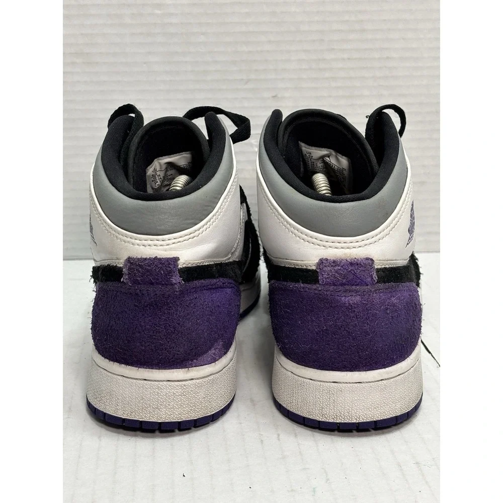 Air Jordan 1 Mid SE Varsity Purple‎ Suede GS 6.5Y BQ6931-105 Black White Shoes